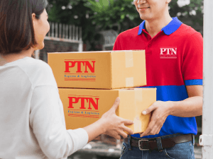 Chuyển phát nhanh quốc tế