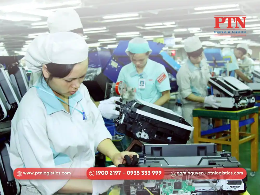 Trung Quốc nhập khẩu các loại máy móc thiết bị và linh kiện điện tử