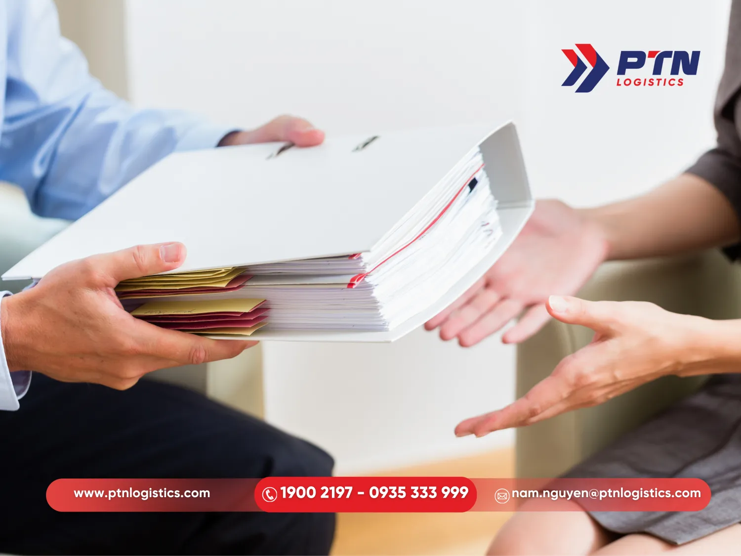 Khi làm việc tại kho CFS cần chuẩn bị bộ chứng từ đầy đủ