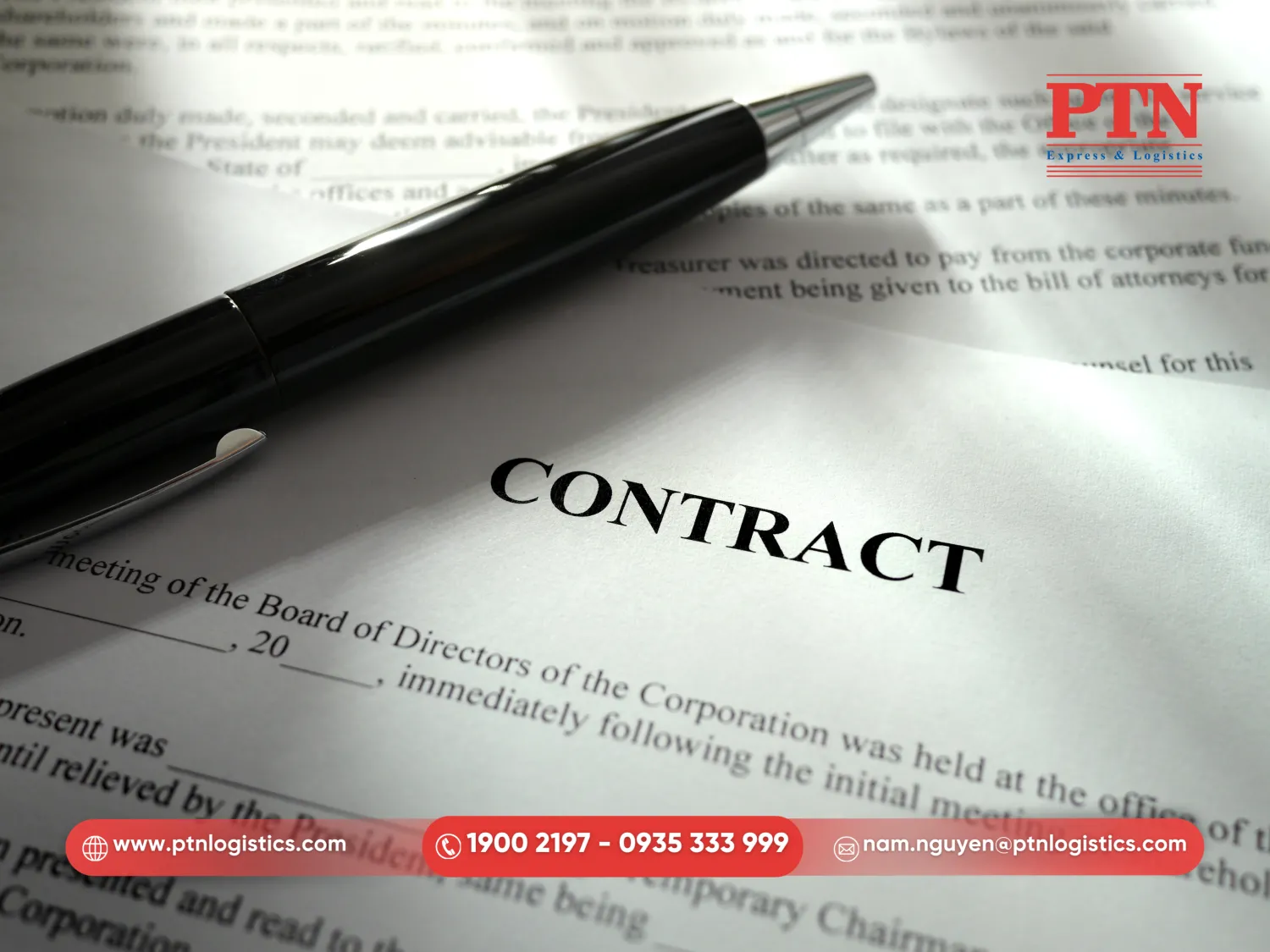 Thực hiện ký hợp đồng