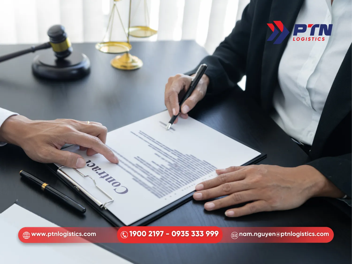 Thực hiện ký hợp đồng vận chuyển