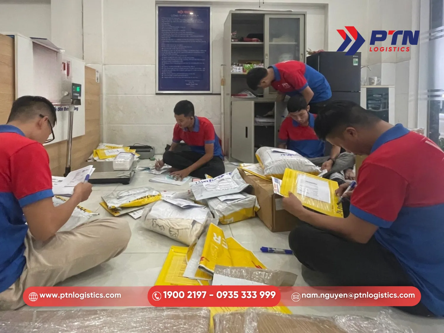 Dịch vụ gửi giấy tờ đi Mỹ tại PTN Logistics