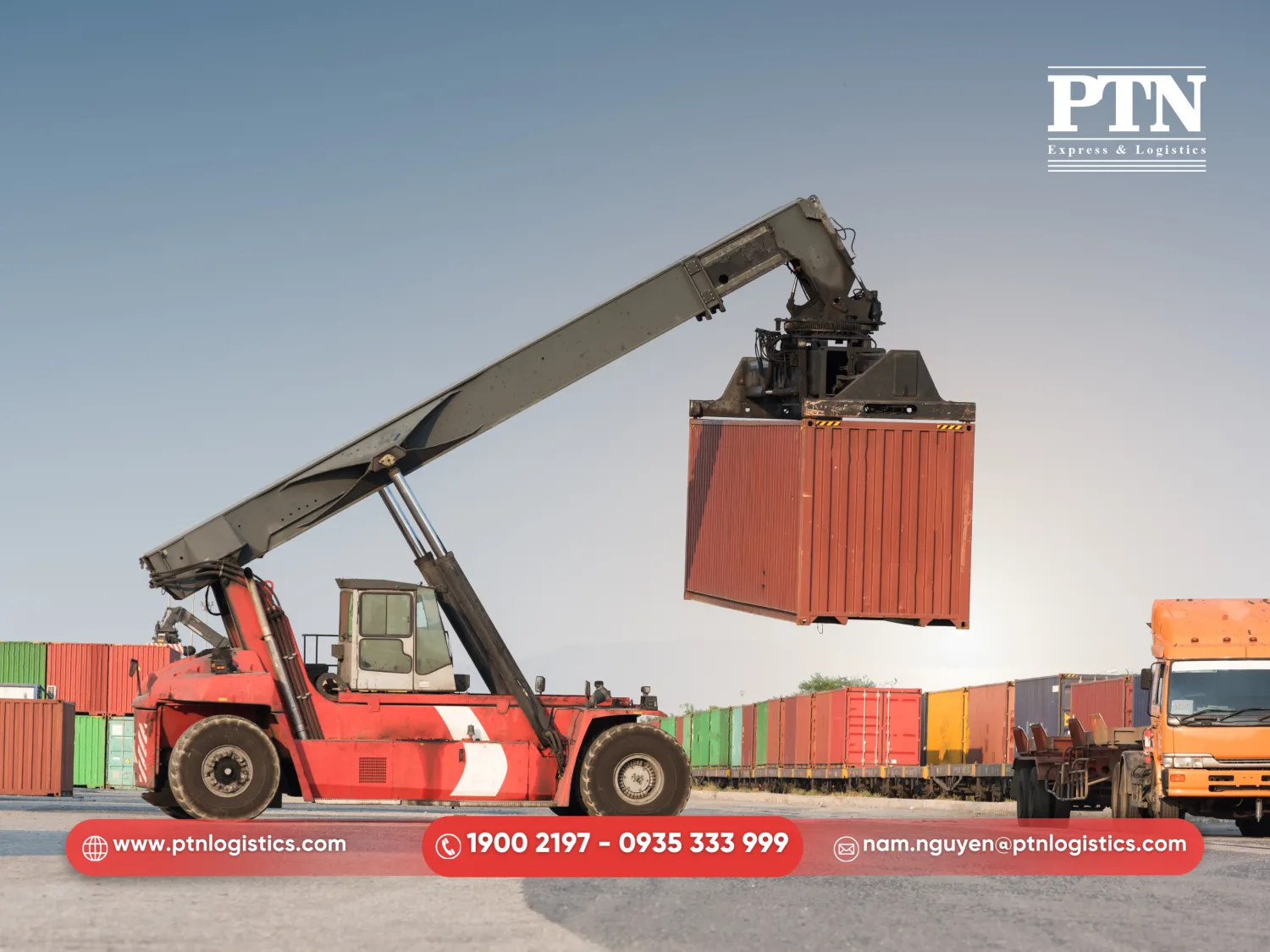 Giao container vào bãi CY