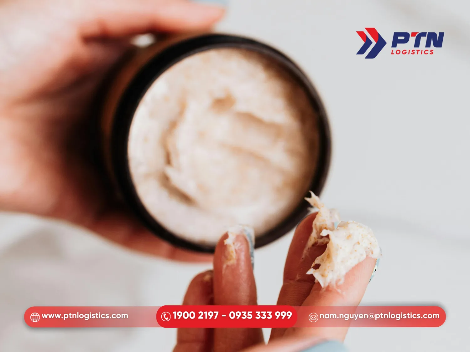Gửi mỹ phẩm dạng kem đi Hàn