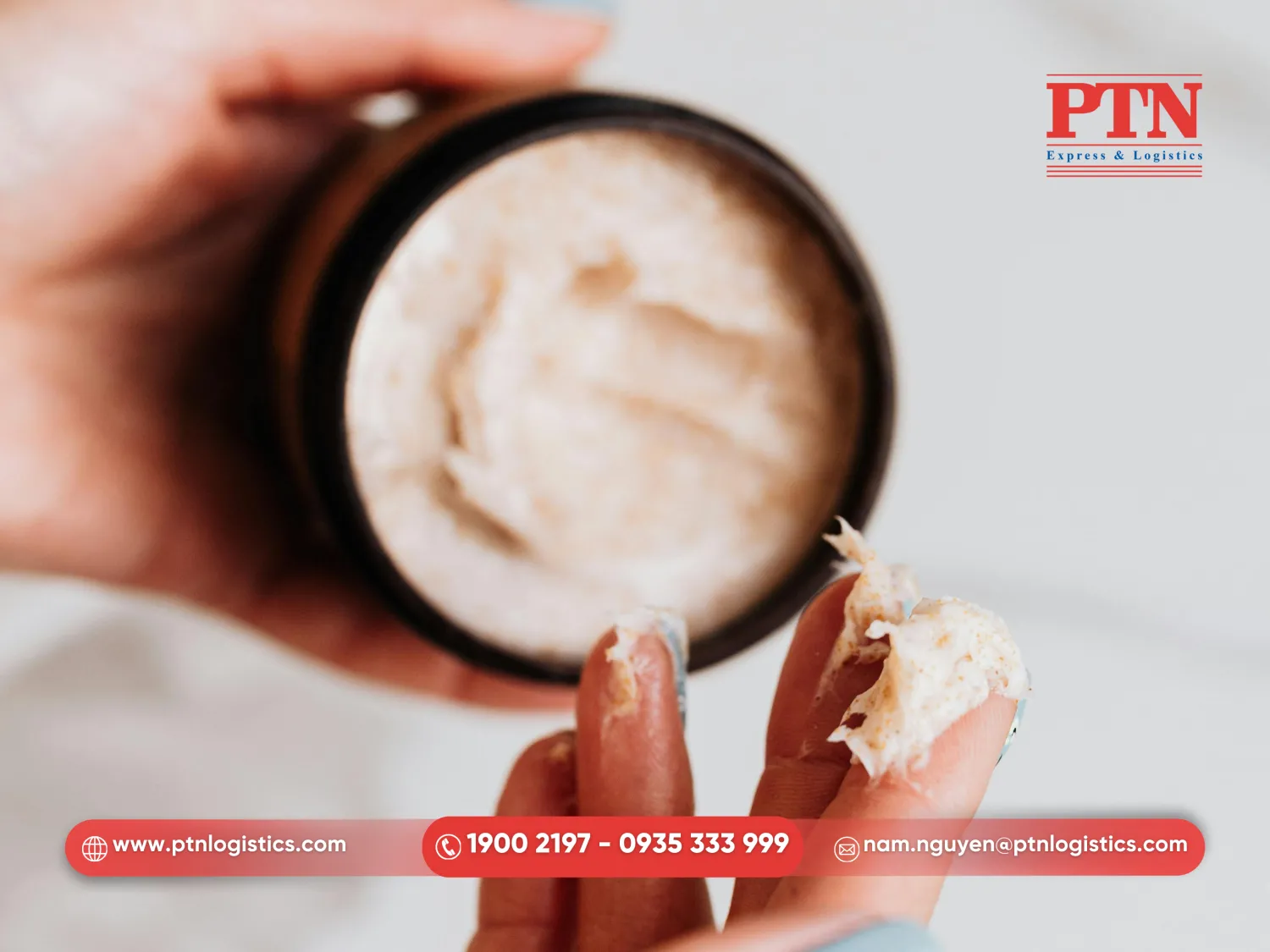 Gửi mỹ phẩm dạng kem