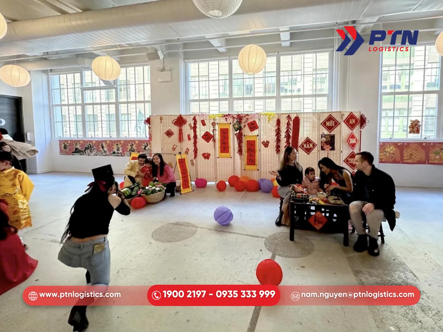 Gửi quà cho kiều bào và quà tết cho du học sinh tại Mỹ