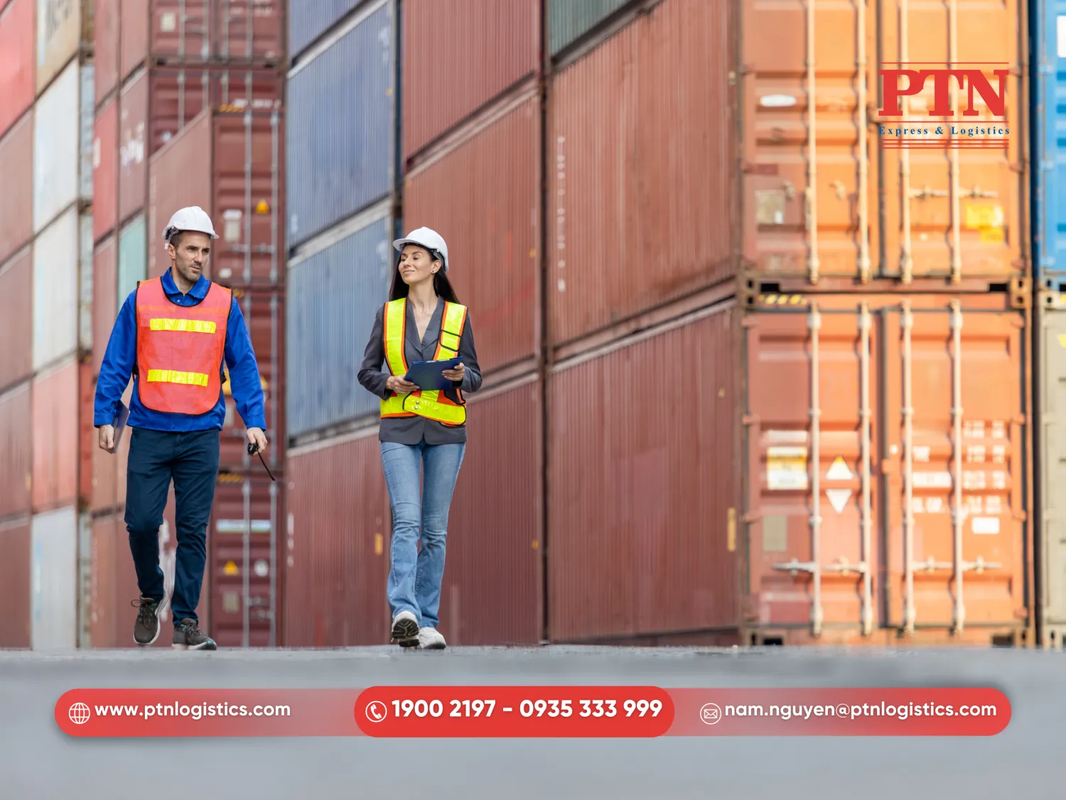 Đội ngũ hiện trường tại cảng hỗ trwoh 24/7