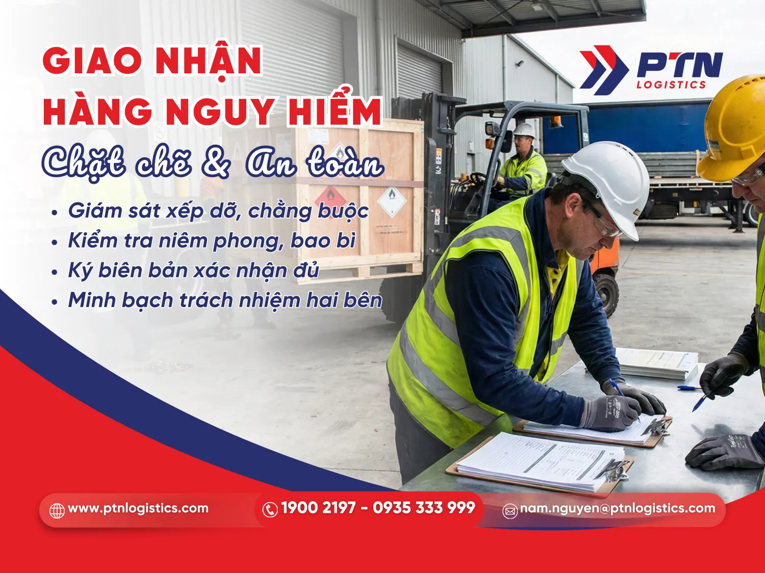 Giao nhận hàng và ký biên bản an toàn