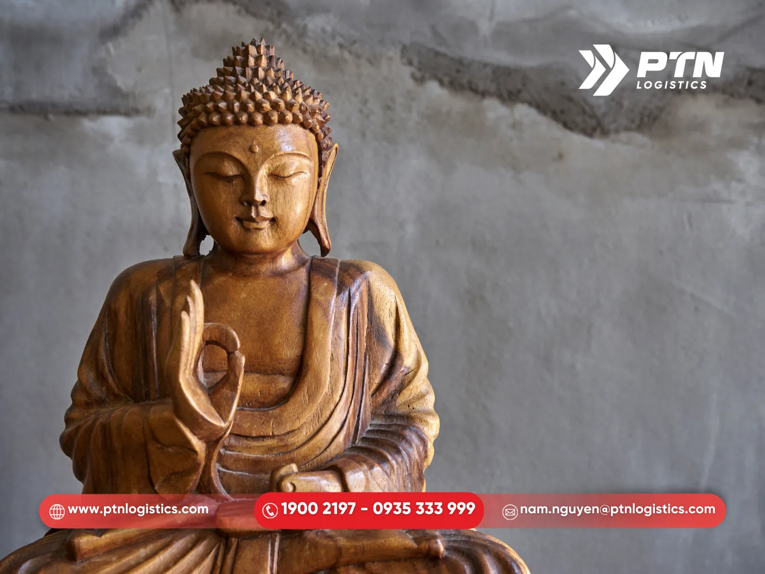 Tượng phật bằng chất liệu gỗ