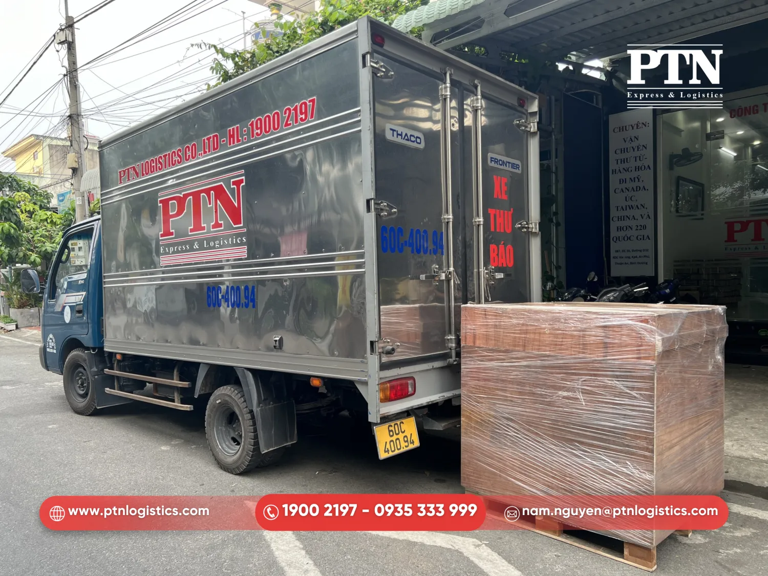 Vận chuyển hàng bằng xe tải chuyên nghiệp