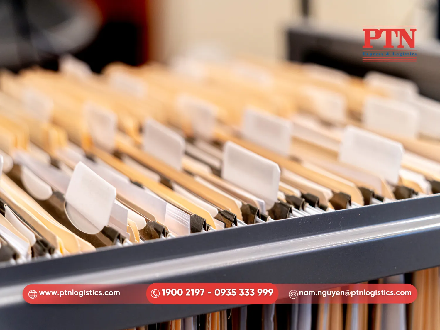 Chuẩn bị bộ chứng từ xuất nhập khẩu đồng hồ