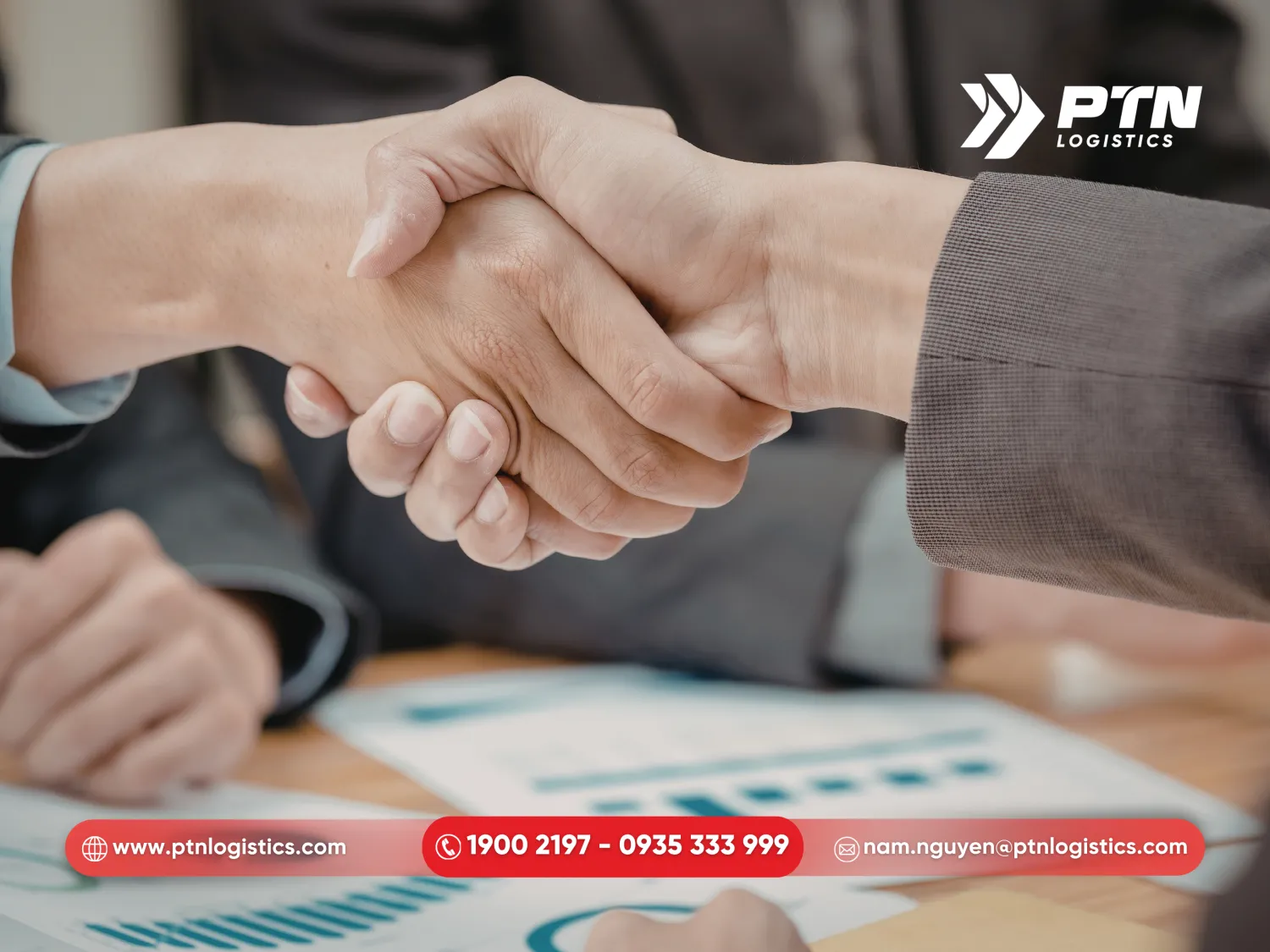 Hệ thống mạng lưới rộng khắp kết nối nhanh chóng hai đầu cầu kinh tế