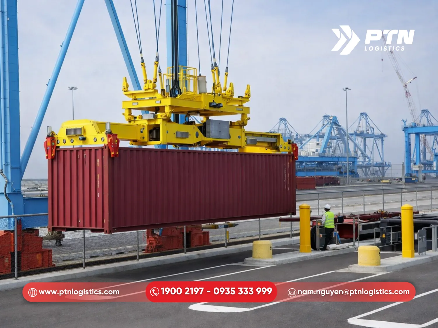 Phí bốc xếp tại cầu cảng