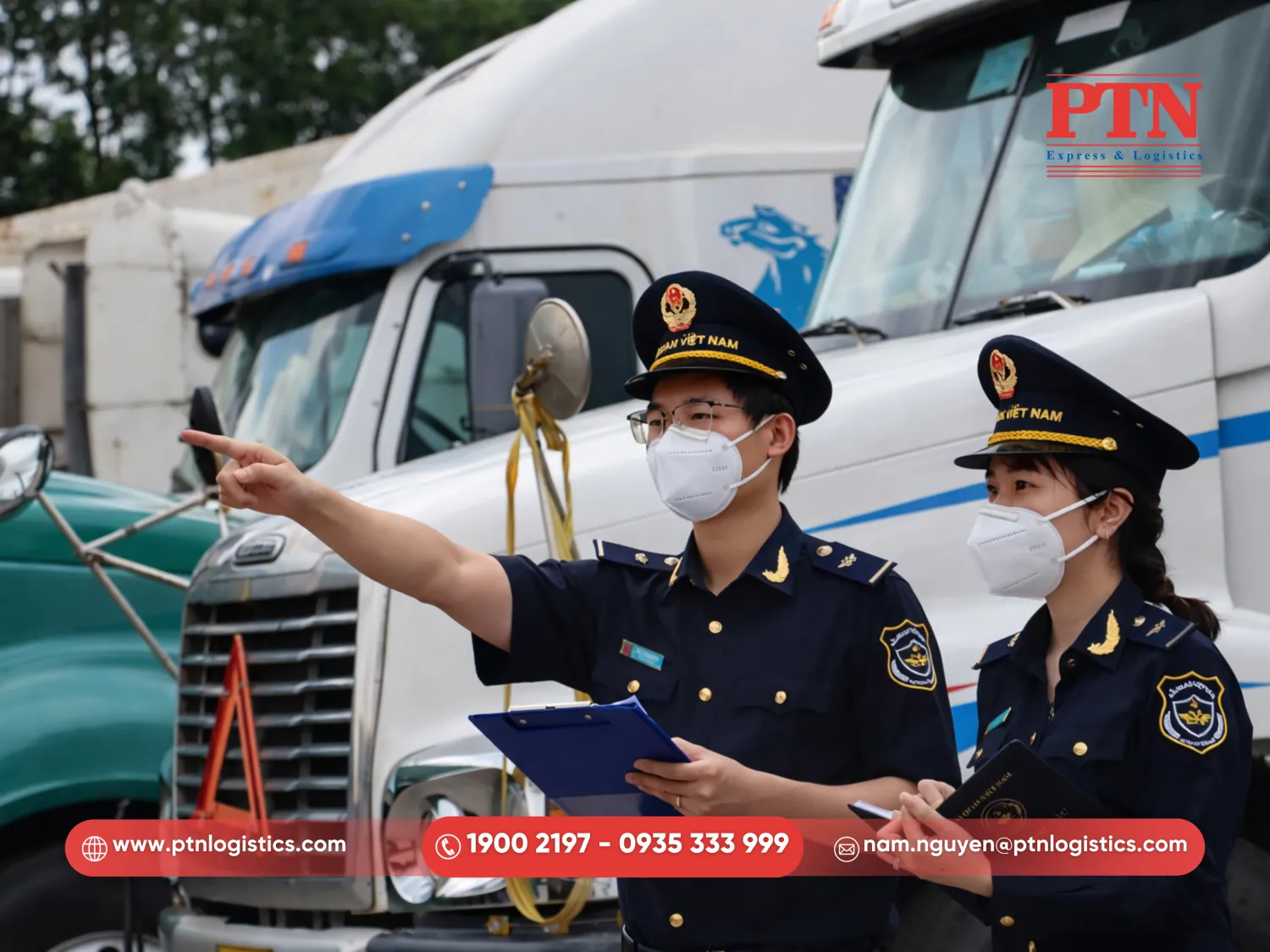 Theo dõi tiến độ và nhận kết quả phê duyệt từ công chức hải quan