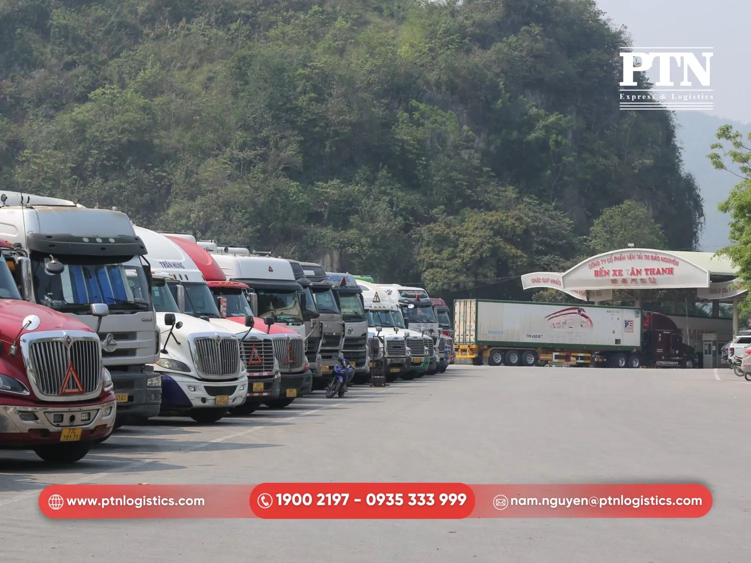 Thông quan và sang xe tại cửa khẩu