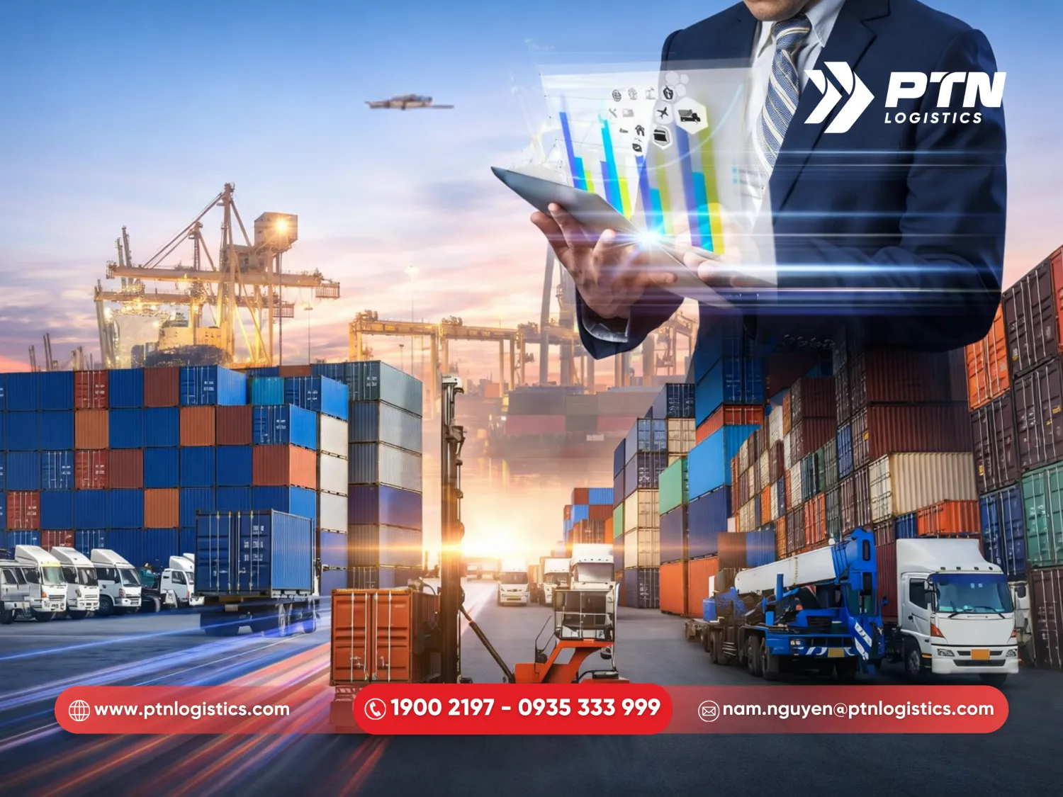 Theo dõi hành trình tàu và nhận thông báo hàng đến